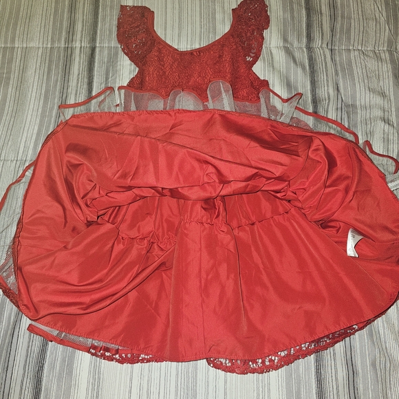 Laura Ashley Girls Red Lace Fit & Flare Dress Size 6 Floral Bow Accents - Picture 8 of 12